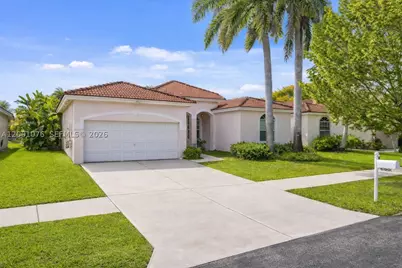 690 SE 30th, Homestead, FL 33033 - Photo 2