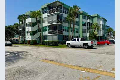 2741 Taft #404, Hollywood, FL 33020 - Photo 10