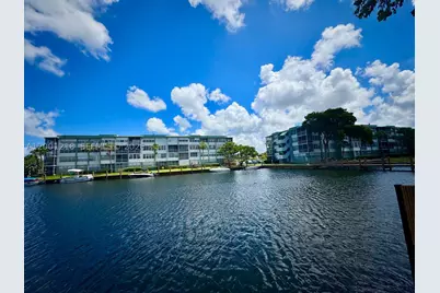 2741 Taft #404, Hollywood, FL 33020 - Photo 4
