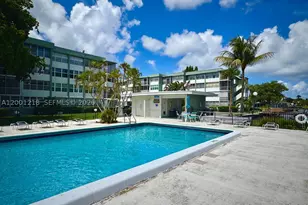 2741 Taft, Hollywood, FL 33020 - Photo 14
