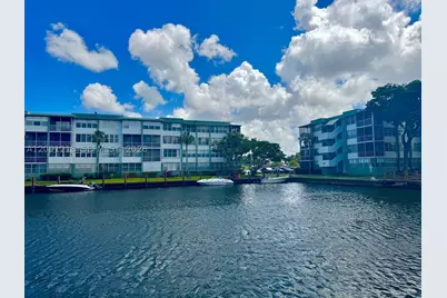 2741 Taft #404, Hollywood, FL 33020 - Photo 2