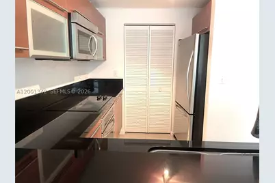 253 NE 2nd #1004, Miami, FL 33132 - Photo 6