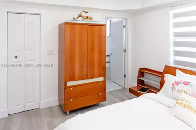 308 NW 2nd, Hallandale, FL 33009 - Photo 14