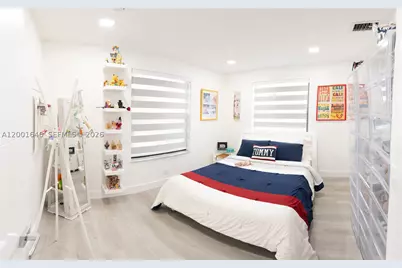 308 NW 2nd, Hallandale, FL 33009 - Photo 24