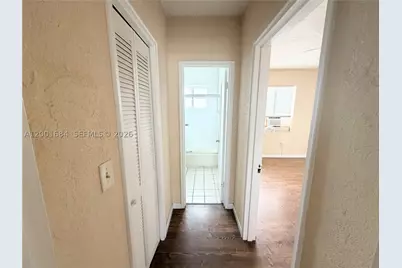 620 84th #25, Miami Beach, FL 33141 - Photo 6