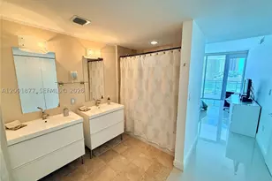350 S Miami, Miami, FL 33130 - Photo 16