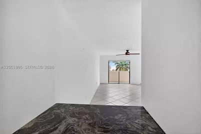 1250 Lincoln #404, Miami Beach, FL 33139 - Photo 8