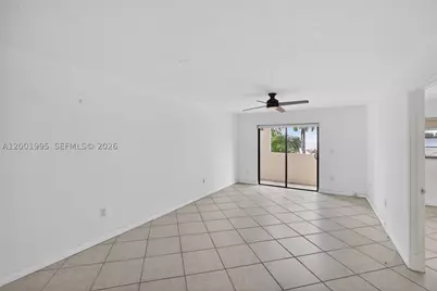 1250 Lincoln #404, Miami Beach, FL 33139 - Photo 10