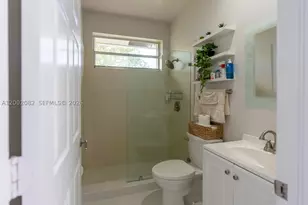 2557 Jardin, Weston, FL 33327 - Photo 40