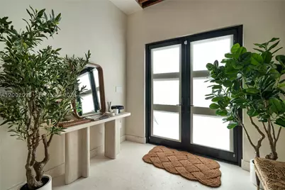 1735 Michigan, Miami Beach, FL 33139 - Photo 2