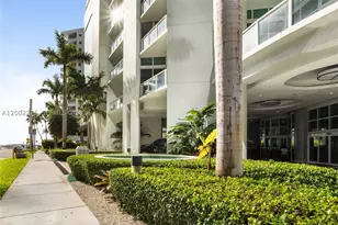 218 SE 14th, Miami, FL 33131 - Photo 34