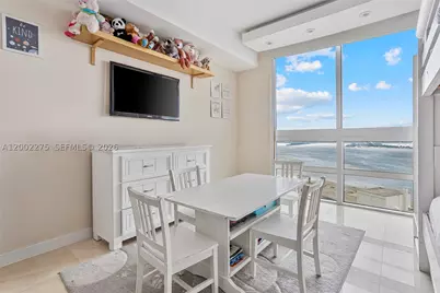 218 SE 14th #2105, Miami, FL 33131 - Photo 18