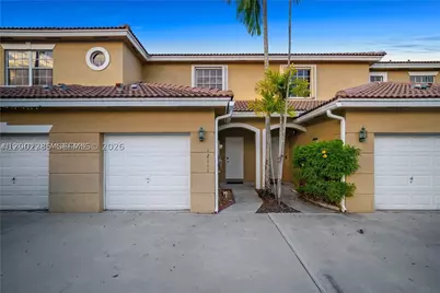 12111 SW 5th #ROOMMATE, Pembroke Pines, FL 33025 - Photo 2