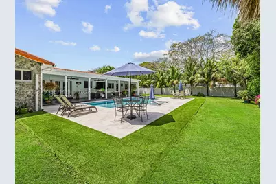 7495 SW 73rd, Miami, FL 33143 - Photo 16