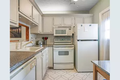 4806 NW 36th #515, Lauderdale Lakes, FL 33319 - Photo 6