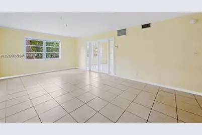 124 NE 19th #114B, Wilton Manors, FL 33305 - Photo 6