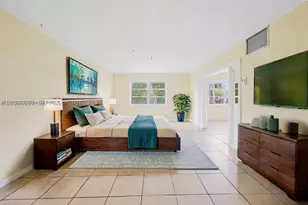 124 NE 19th, Wilton Manors, FL 33305 - Photo 4