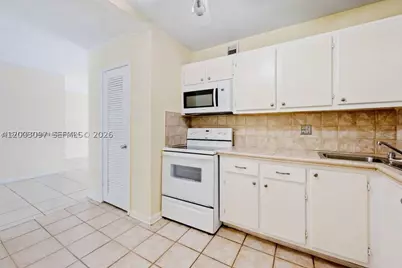 124 NE 19th #114B, Wilton Manors, FL 33305 - Photo 14
