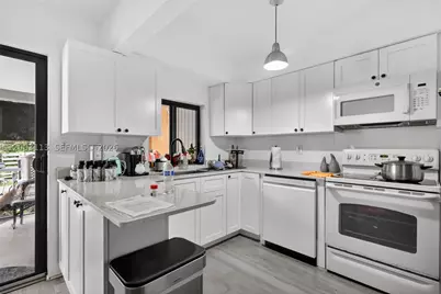 5814 Cleveland, Hollywood, FL 33021 - Photo 24