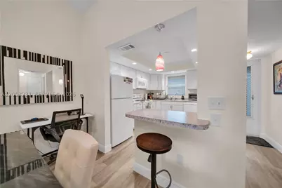 4613 SE 5th #210, Cape Coral, FL 33904 - Photo 4