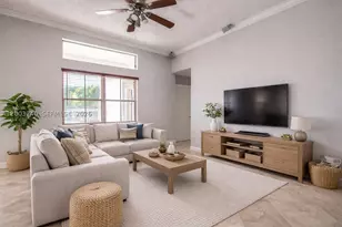 777 Tanglewood, Weston, FL 33327 - Photo 10