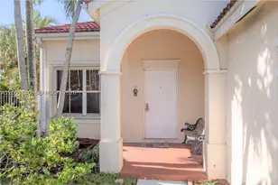 777 Tanglewood, Weston, FL 33327 - Photo 2