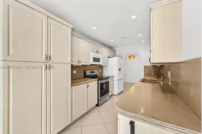 2832 NW 10th, Wilton Manors, FL 33311 - Photo 12