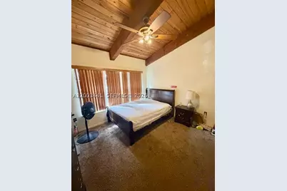 10331 Holly, Pembroke Pines, FL 33026 - Photo 20