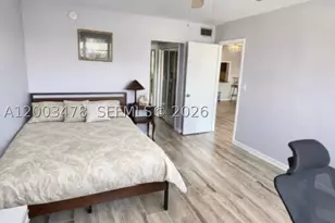 215 SE 3rd, Hallandale, FL 33009 - Photo 16
