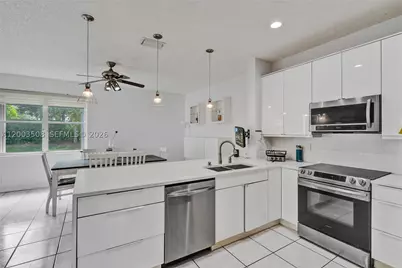 636 Sand Creek, Weston, FL 33327 - Photo 10