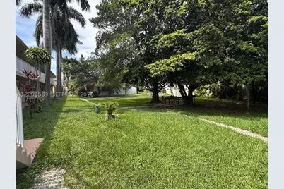 230 SW 11th #14, Hallandale Beach, FL 33009 - Photo 14