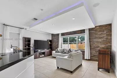 19010 NW 23rd, Pembroke Pines, FL 33029 - Photo 4