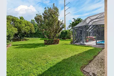 1025 Creekford, Weston, FL 33326 - Photo 34