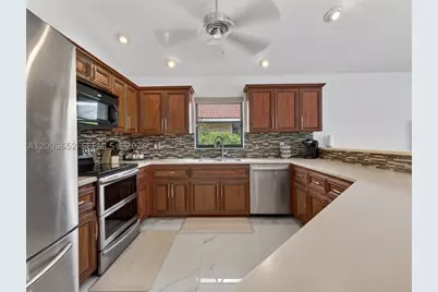 1025 Creekford, Weston, FL 33326 - Photo 78