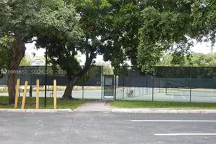 1701 Whitehall, Davie, FL 33324 - Photo 24