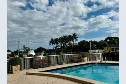 2020 NE 135th #810, North Miami, FL 33181 - Photo 32