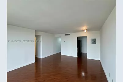 2020 NE 135th #810, North Miami, FL 33181 - Photo 6