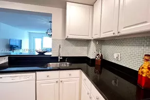 401 Golden Isles, Hallandale Beach, FL 33009 - Photo 14