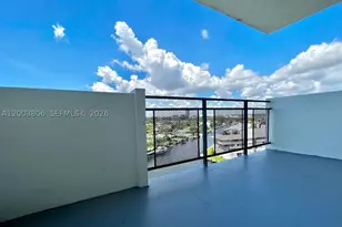 401 Golden Isles, Hallandale Beach, FL 33009 - Photo 30