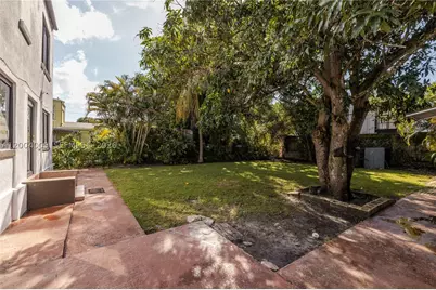 2152 SW 10th, Miami, FL 33135 - Photo 18
