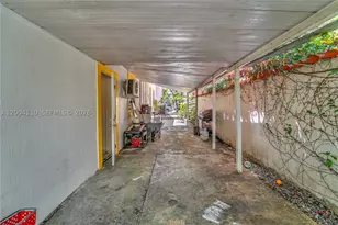 219 SW 6th, Miami, FL 33130 - Photo 18