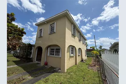 10910 SW 40th, Miami, FL 33165 - Photo 26