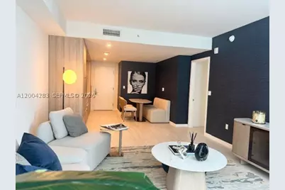 77 SE 5th #1508, Miami, FL 33131 - Photo 6