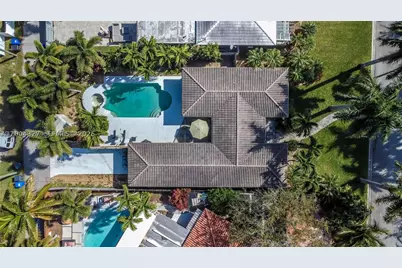 1147 Buchanan, Hollywood, FL 33019 - Photo 38