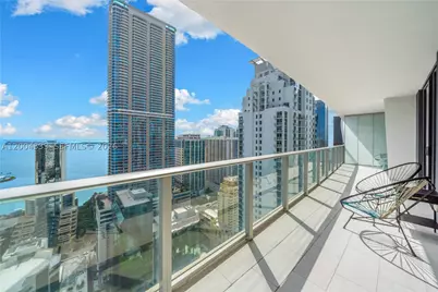 1010 Brickell #3904, Miami, FL 33131 - Photo 2