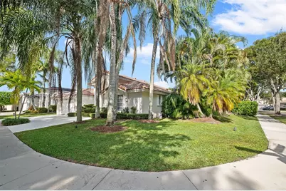 765 Bayside, Weston, FL 33326 - Photo 2