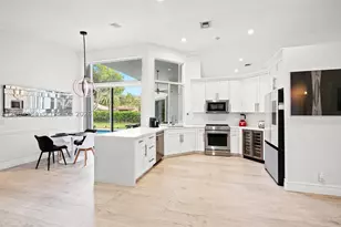 765 Bayside, Weston, FL 33326 - Photo 10