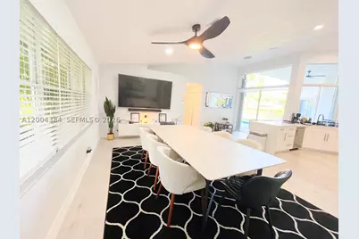 765 Bayside, Weston, FL 33326 - Photo 14
