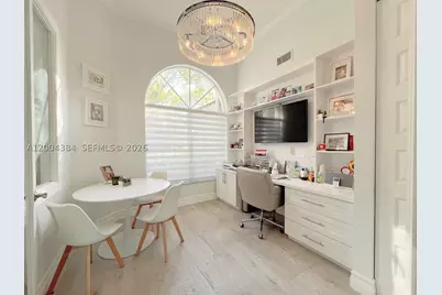 765 Bayside, Weston, FL 33326 - Photo 8