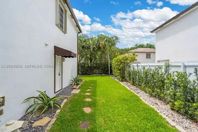 16230 NW 84th, Miami Lakes, FL 33016 - Photo 32